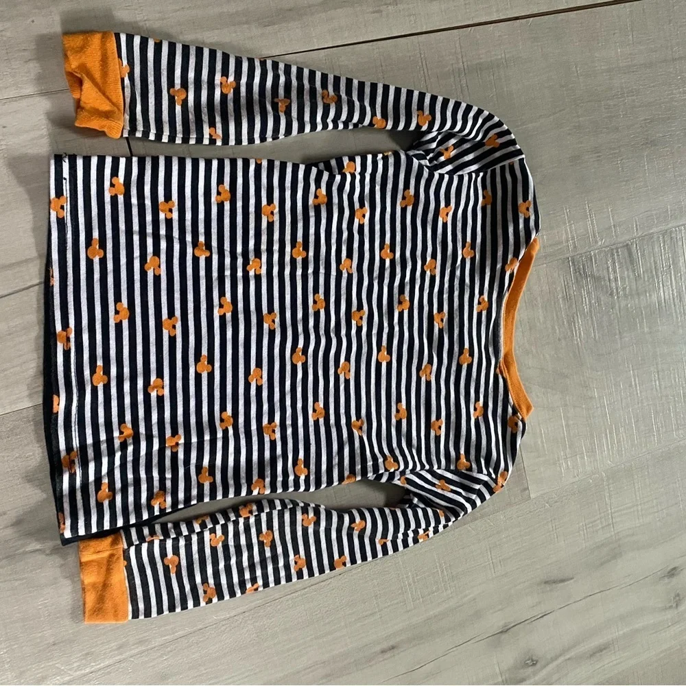 Disney kids pajama top size 5T
